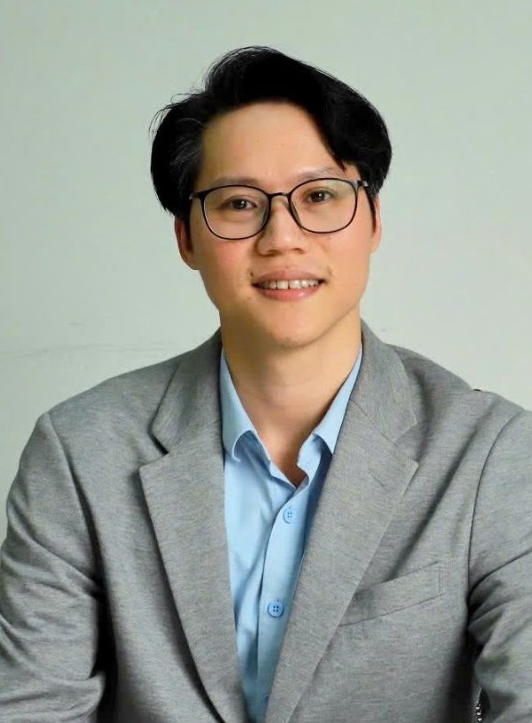 Prof. Hoang Van Xiem